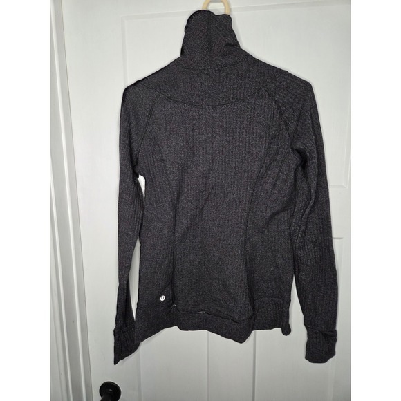 Lululemon Think Fast pullover - Picture 2 of 4
